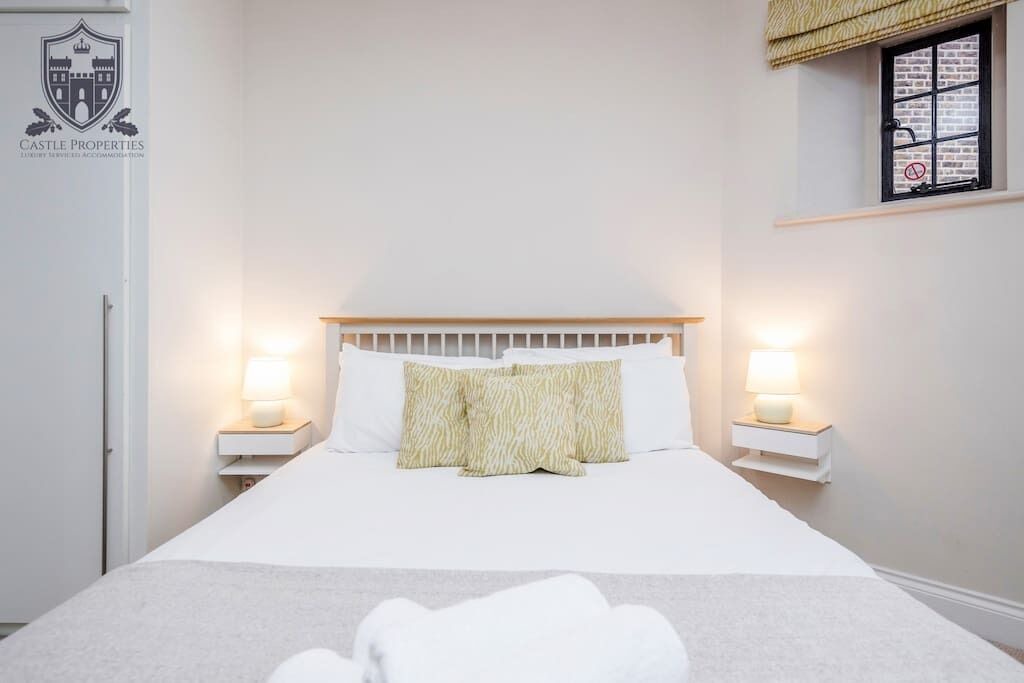 Photo of Bedroom in Eton