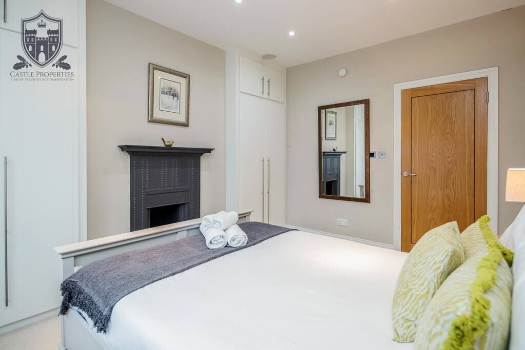 Photo of Bedroom in Eton