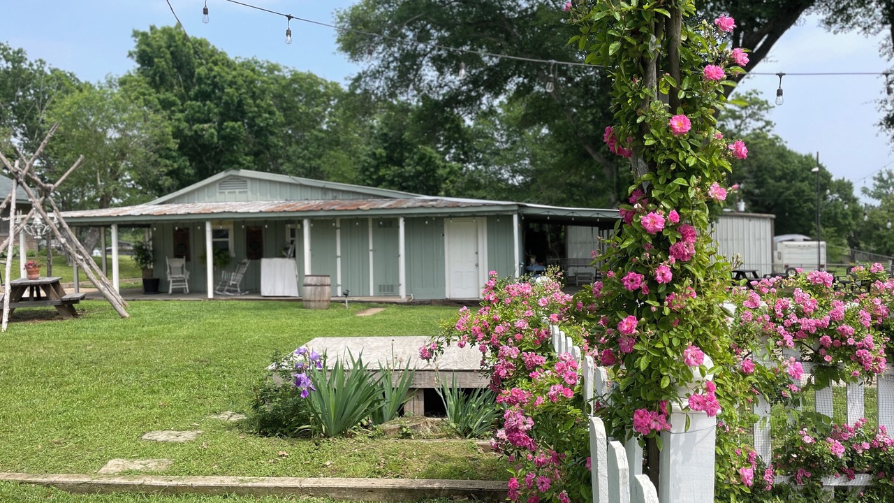 Photo of Outdoor in Brenham