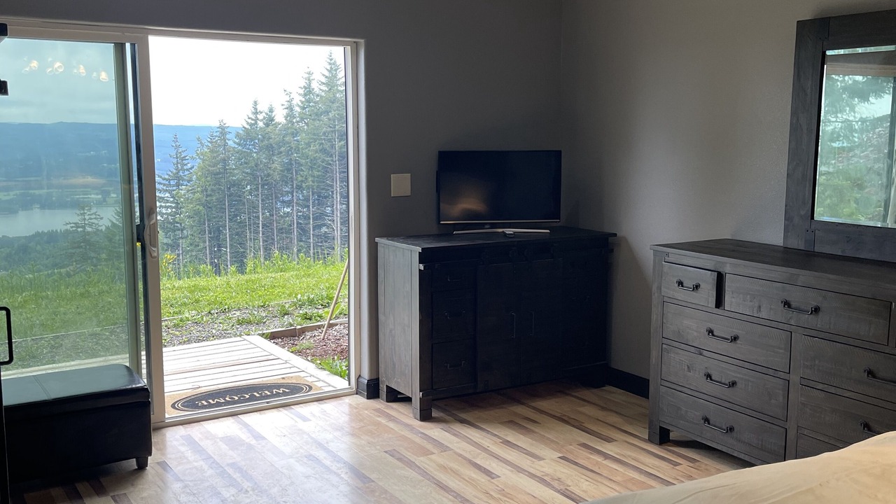 Photo of Bedroom in Kalama
