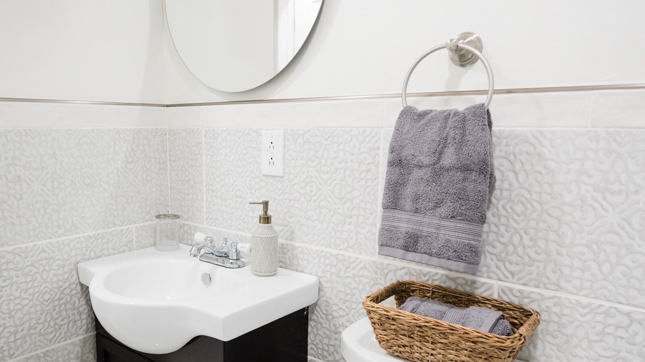 Photo of Bathroom in Central City