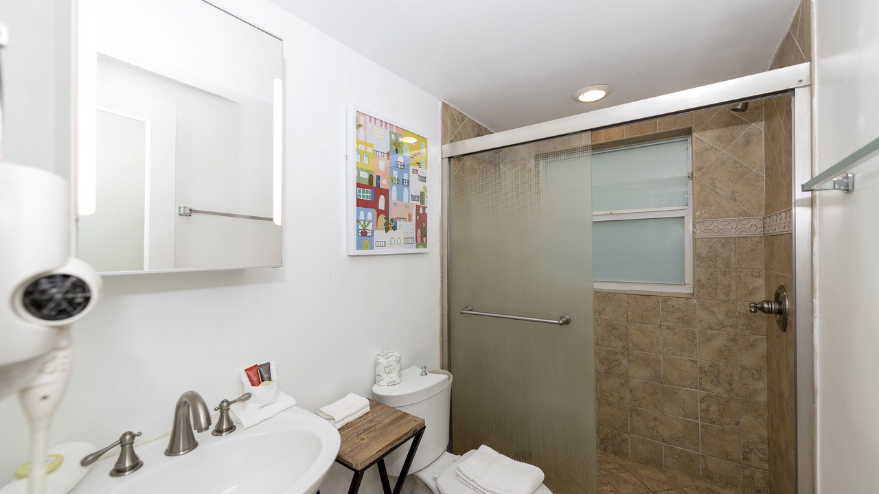 Photo of Bathroom in South Pointe
