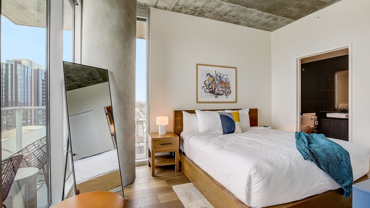 Photo of Bedroom in Rainey Street Historic District