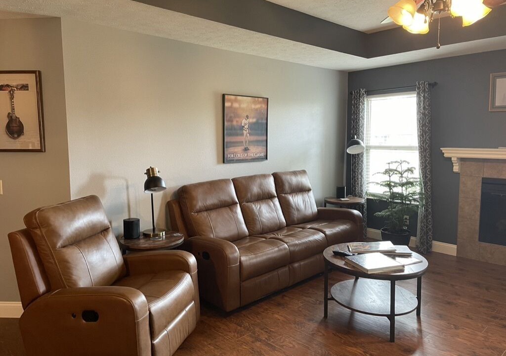 Photo of Livingroom in Brookline Station