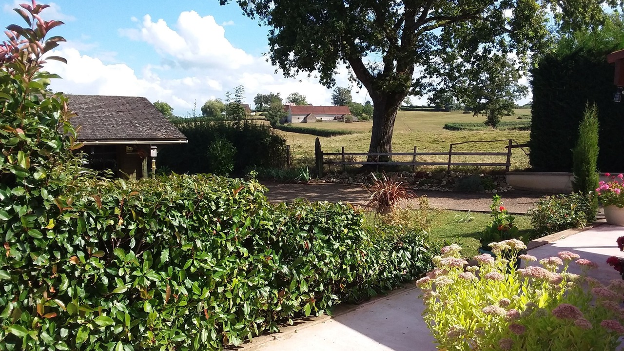 Photo of Outdoor in Saint-Julien-de-Civry