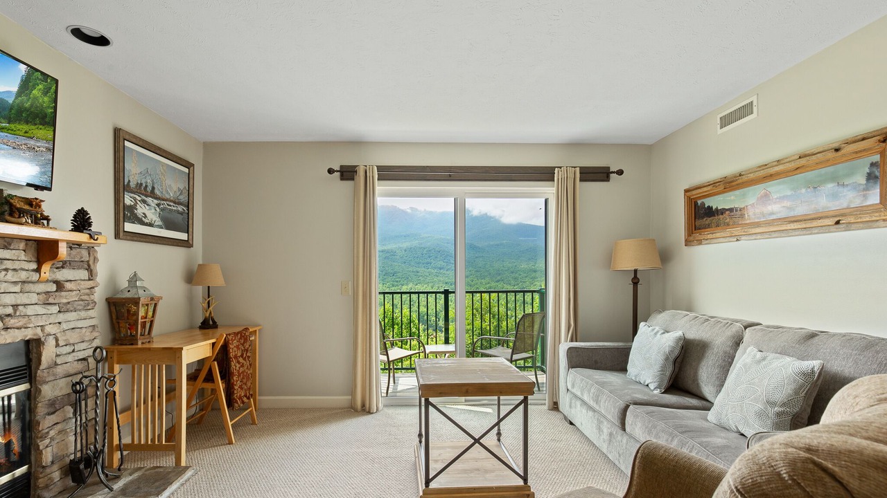 Photo of Livingroom in Gatlinburg