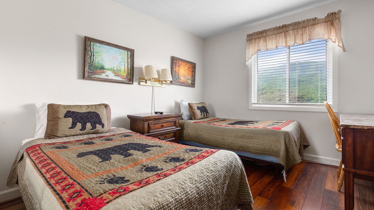 Photo of Bedroom in Gatlinburg