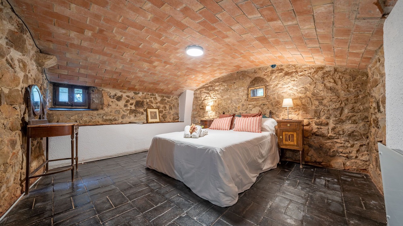 Photo of Bedroom in Llagostera