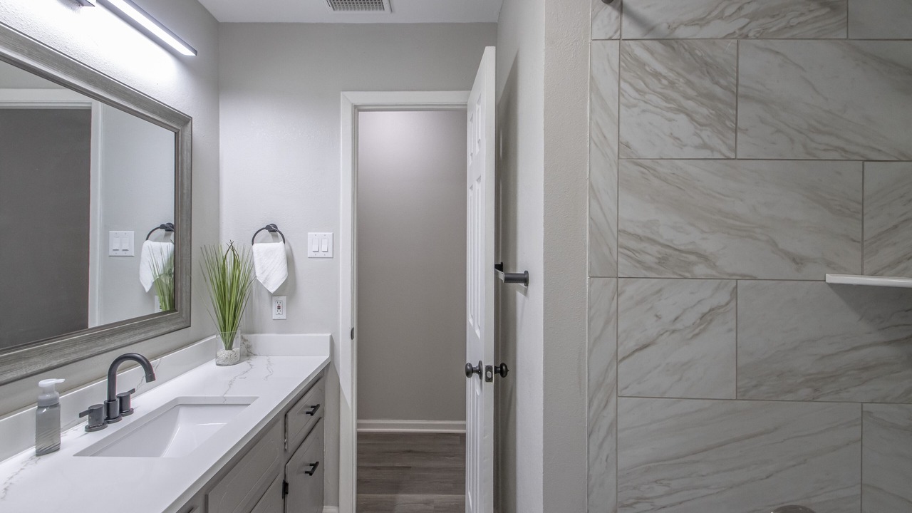 Photo of Bathroom in Benton