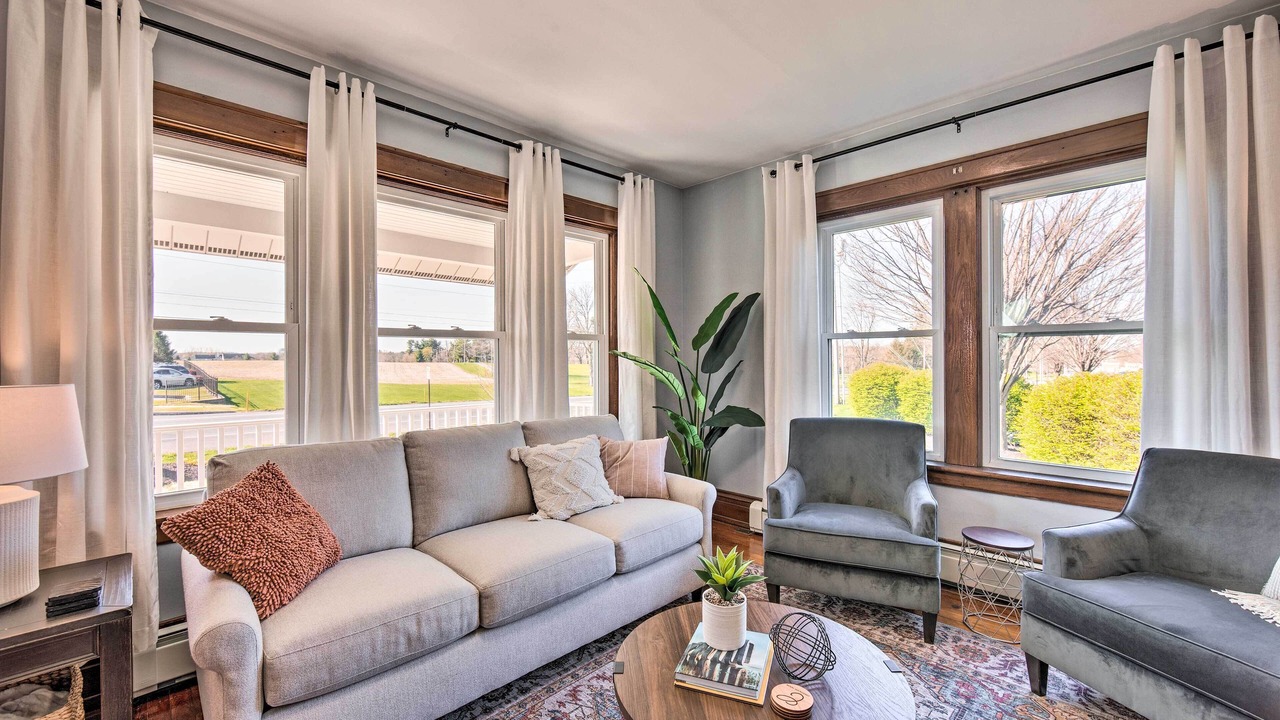 Photo of Livingroom in Hershey