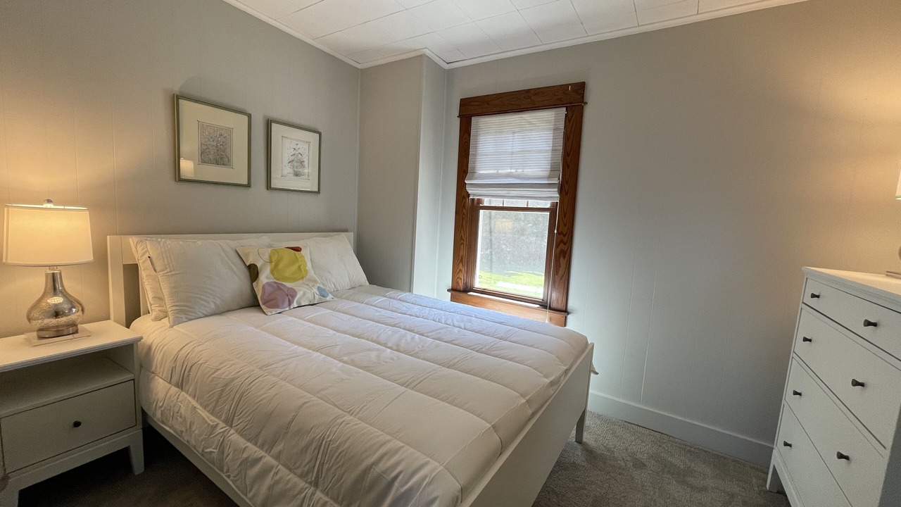 Photo of Bedroom in Paw Paw
