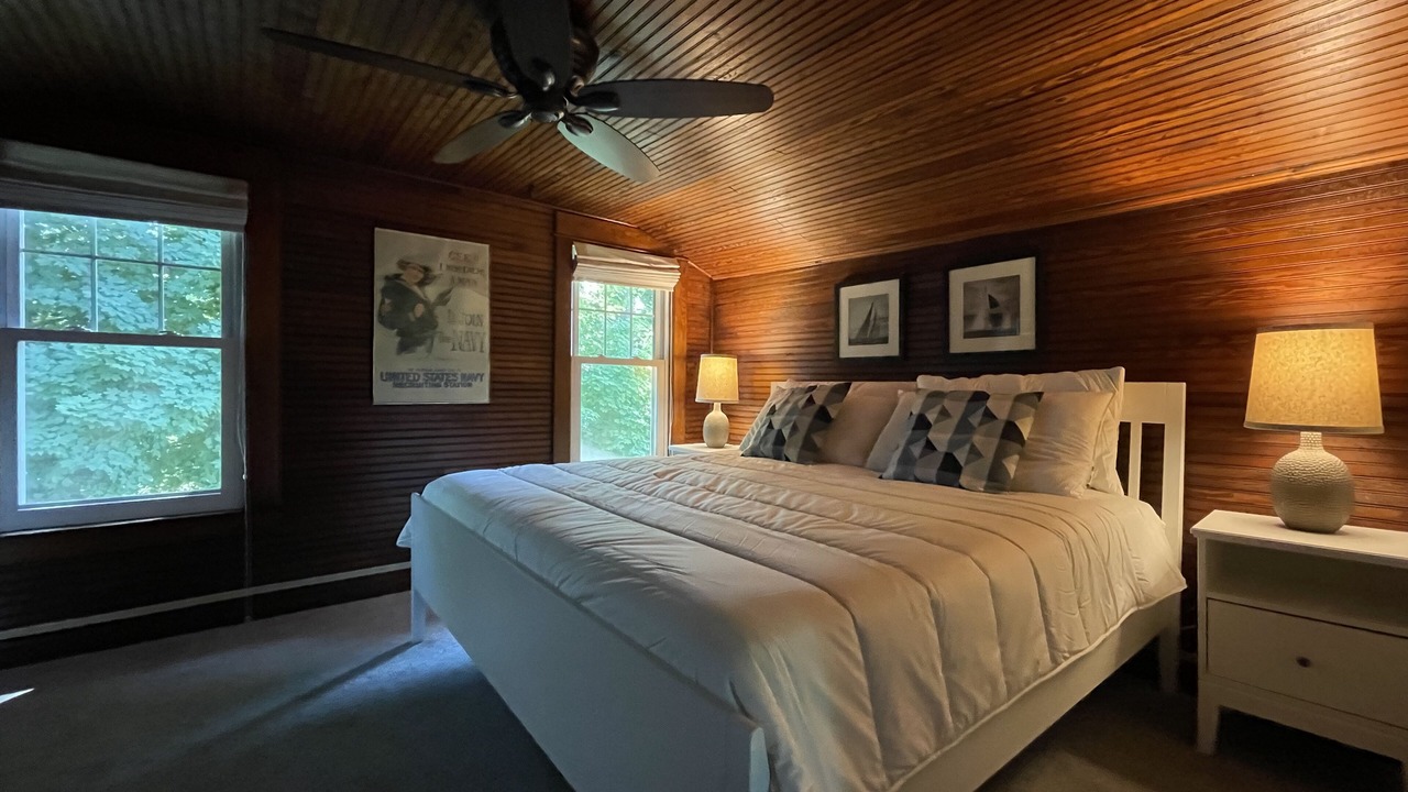 Photo of Bedroom in Paw Paw