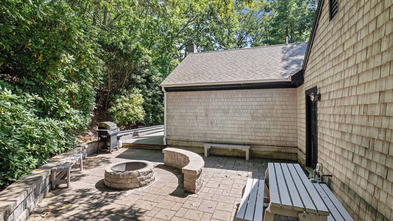 Photo of Patio Balcony in Marstons Mills