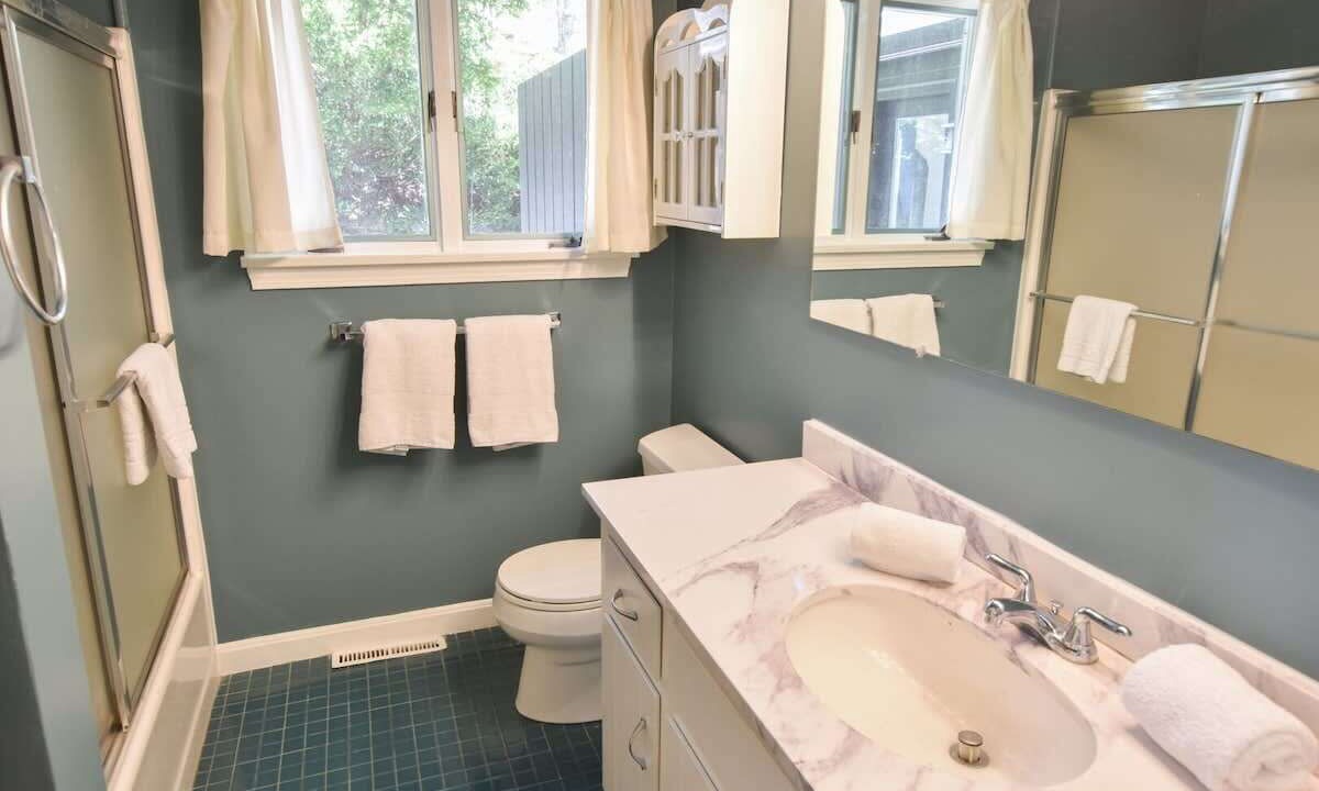 Photo of Bathroom in Marstons Mills