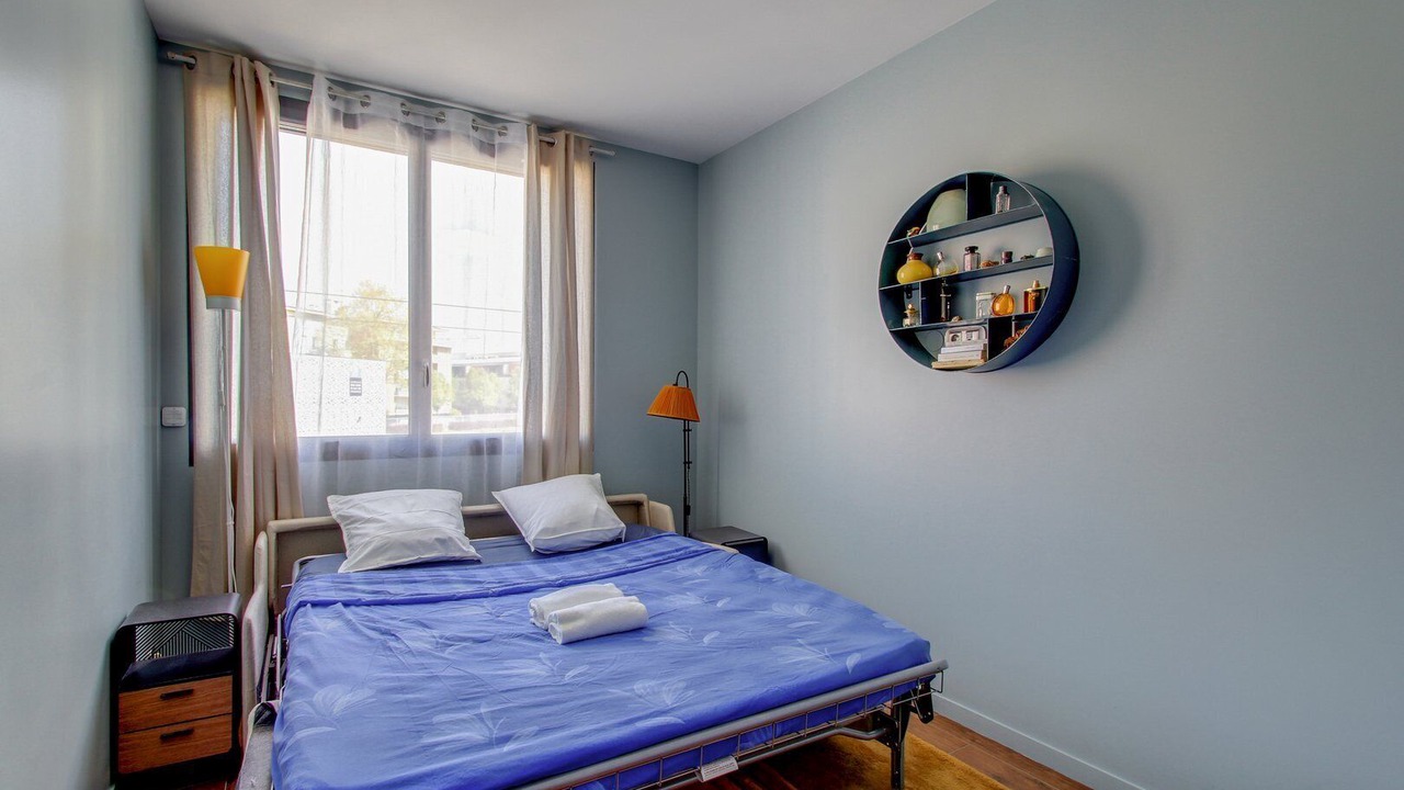 Photo of Bedroom in Clamart