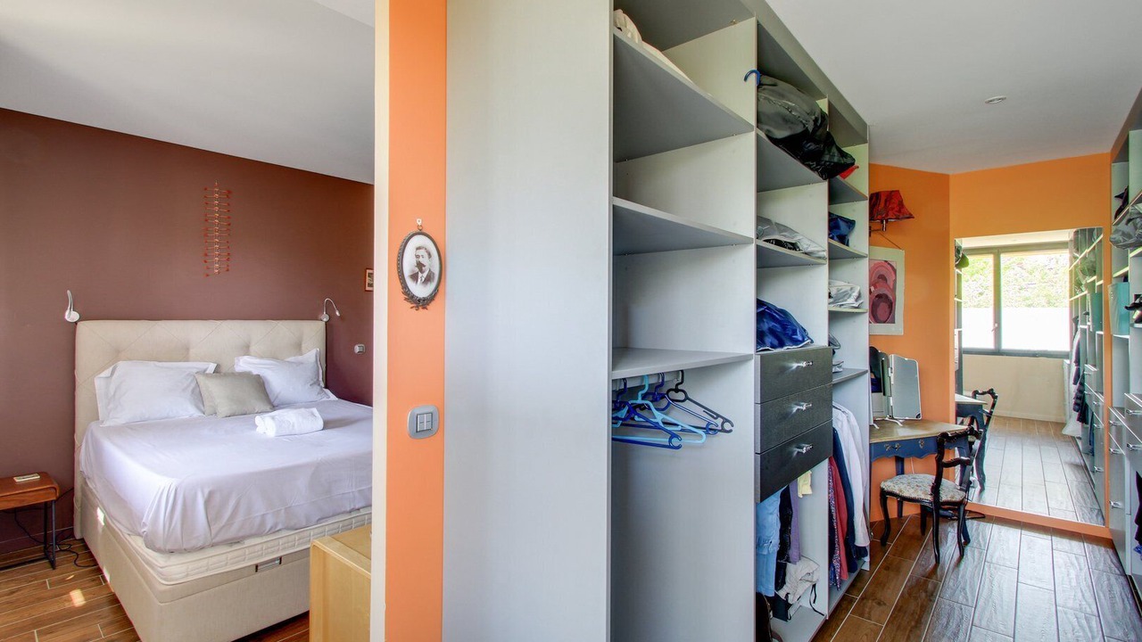 Photo of Bedroom in Clamart