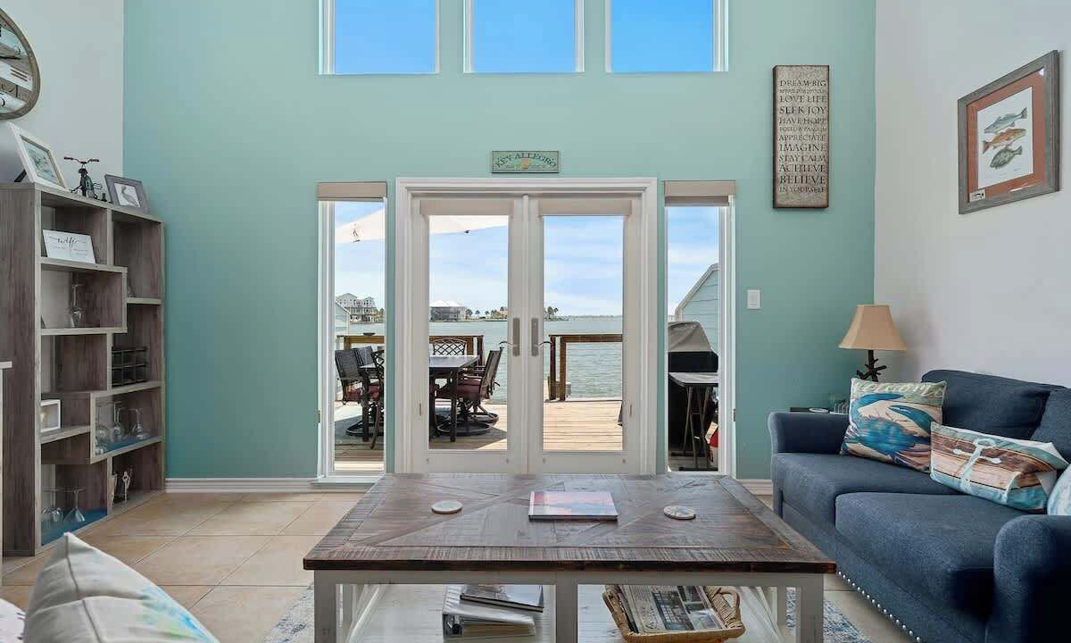 Photo of Livingroom in Key Allegro