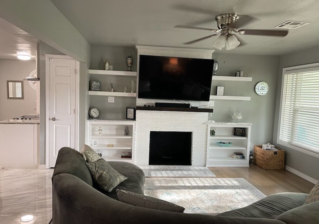 Photo of Livingroom in Tulsa