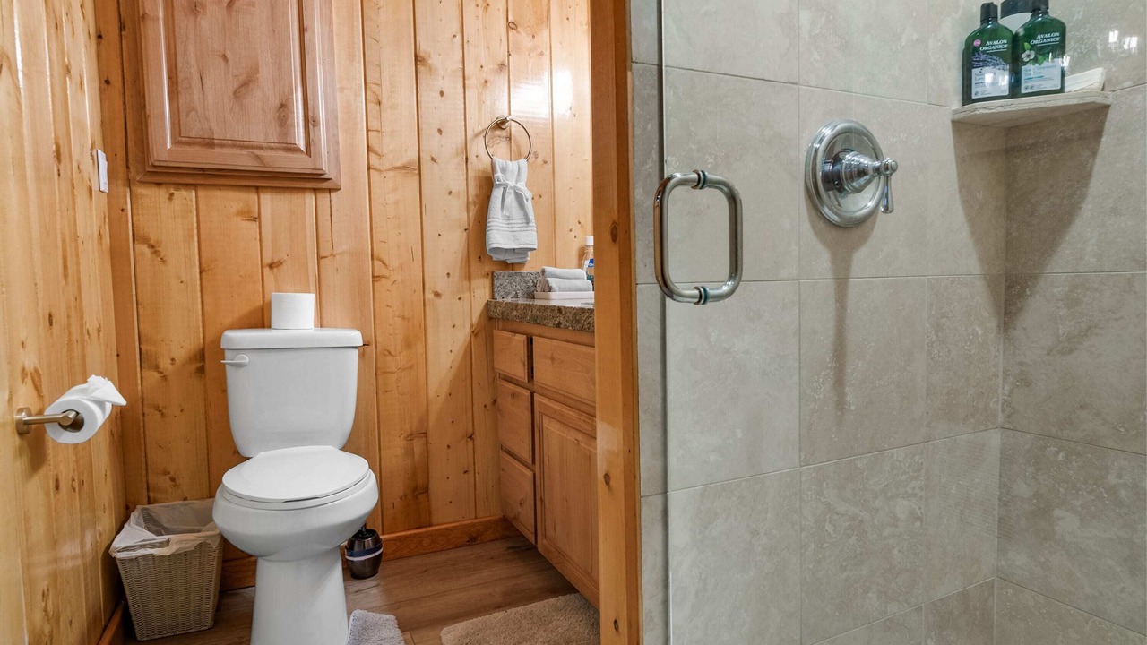 Photo of Bedroom in Pine Cove