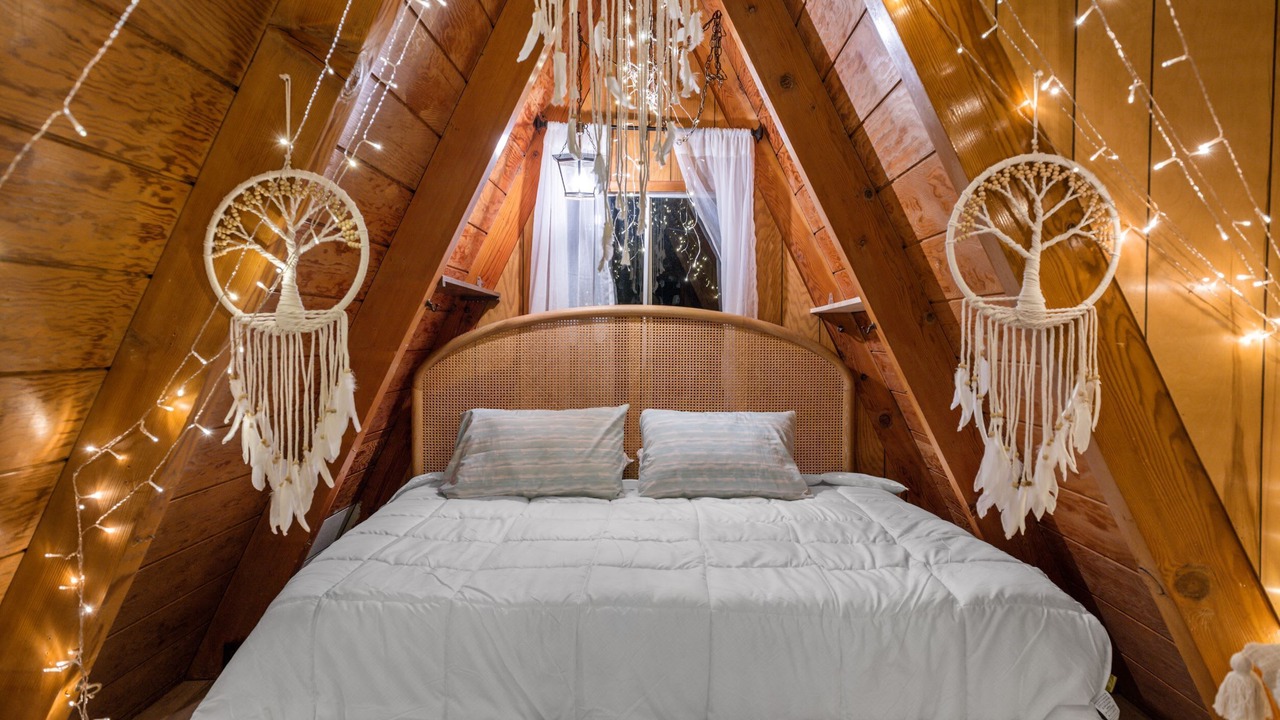 Photo of Bedroom in Pine Cove