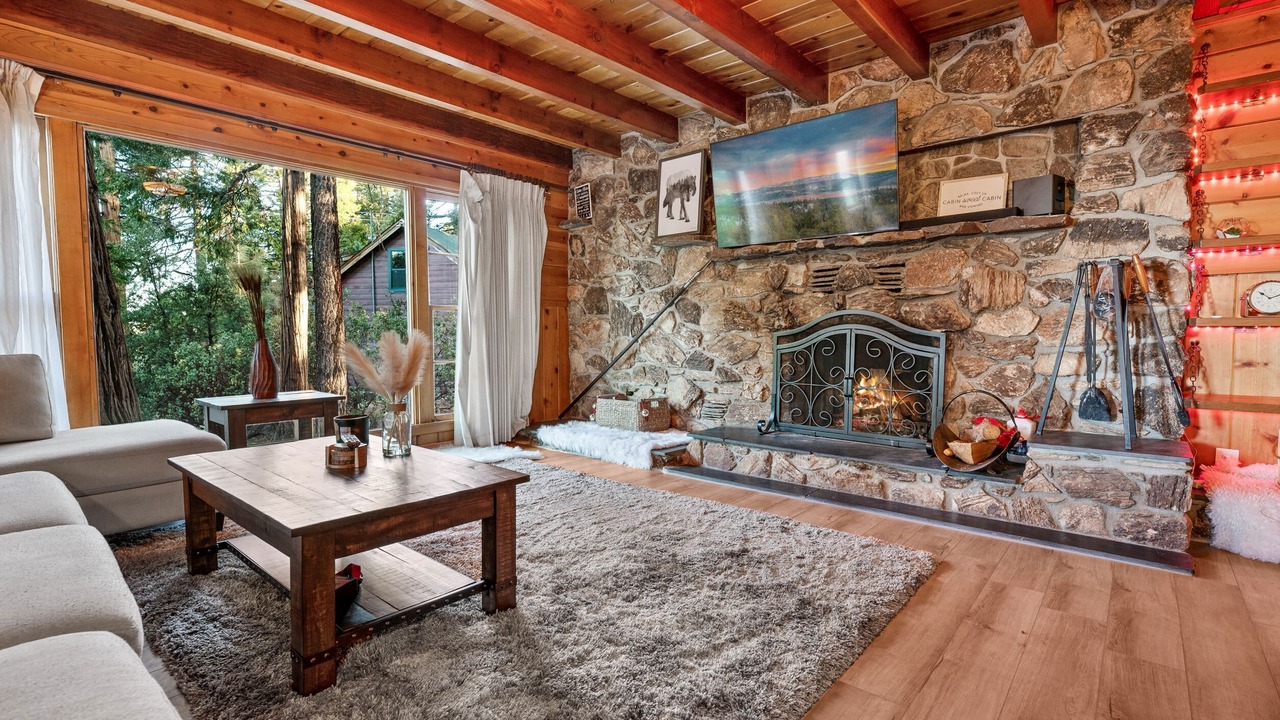 Photo of Livingroom in Pine Cove