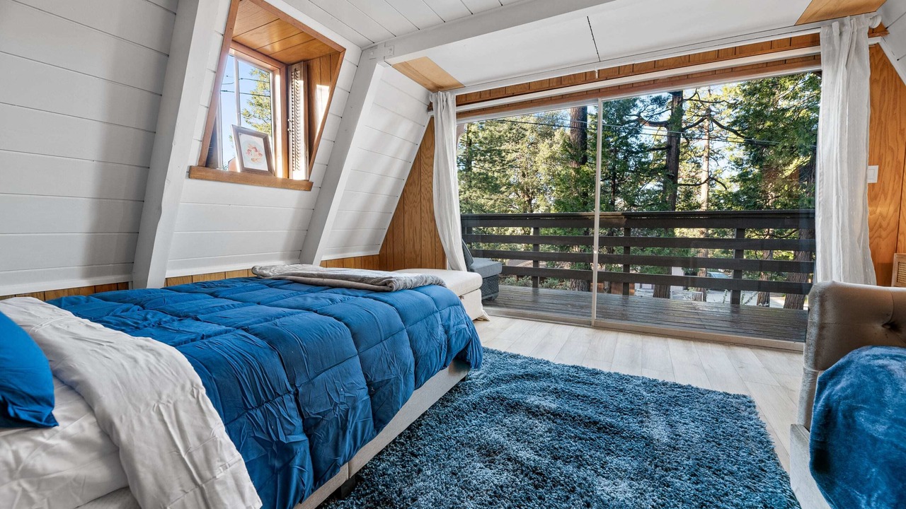 Photo of Bedroom in Pine Cove
