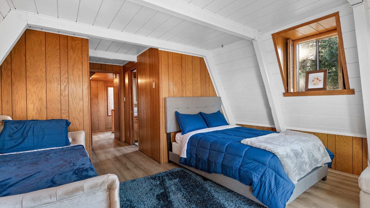 Photo of Bedroom in Pine Cove