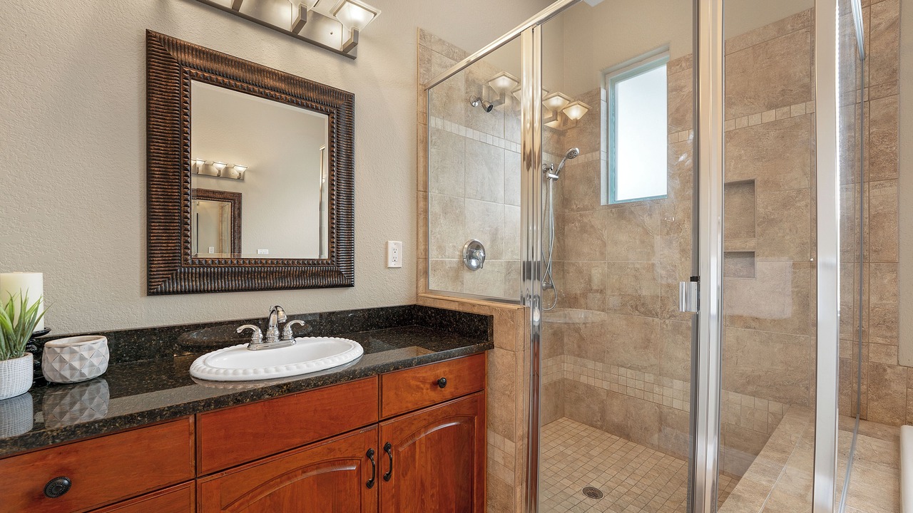 Photo of Bathroom in Sunrise Beach