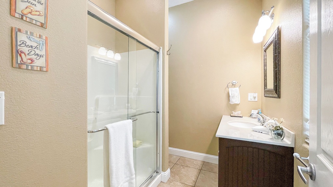 Photo of Bathroom in Sunrise Beach