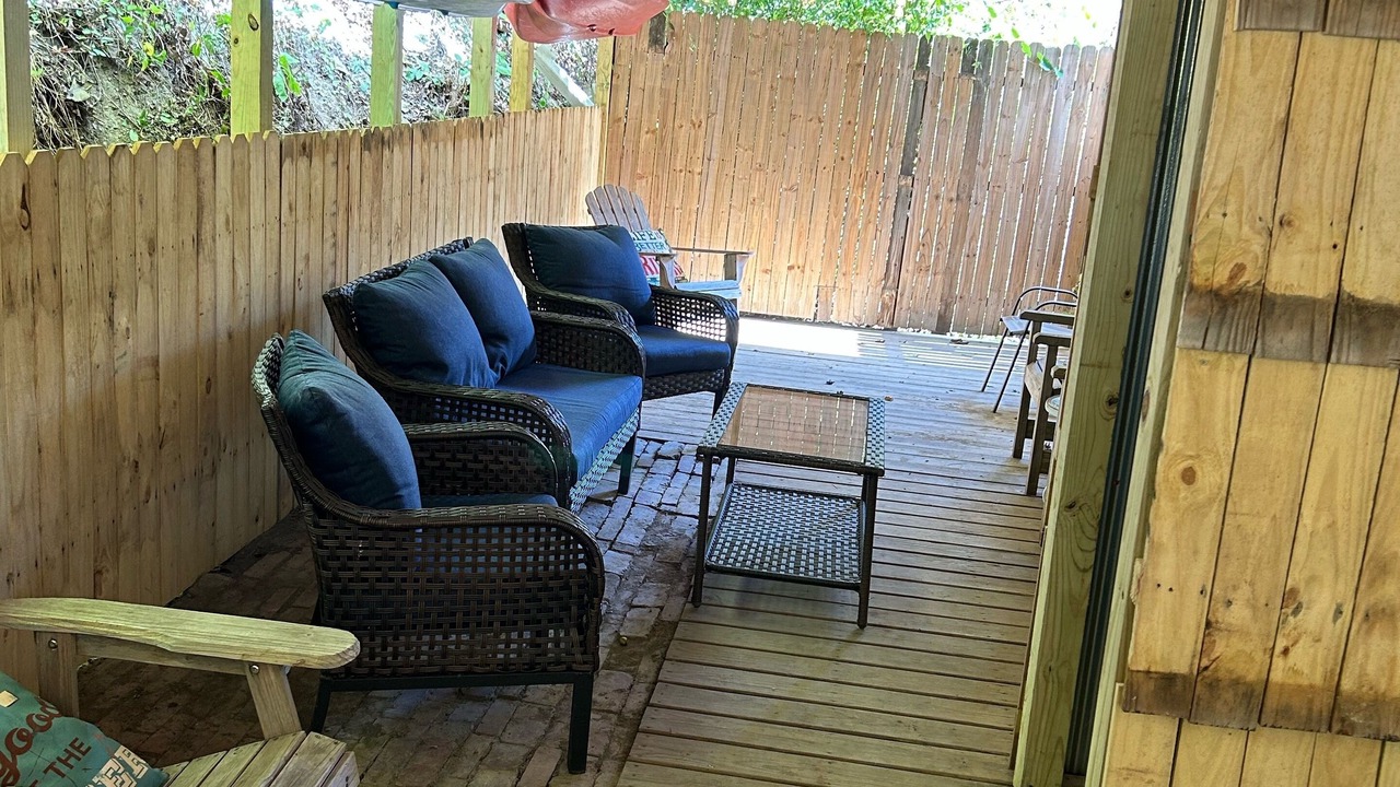 Photo of Patio Balcony in Haysi