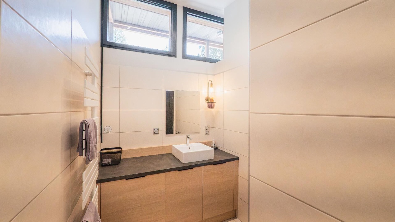 Photo of Bathroom in Saint-Affrique