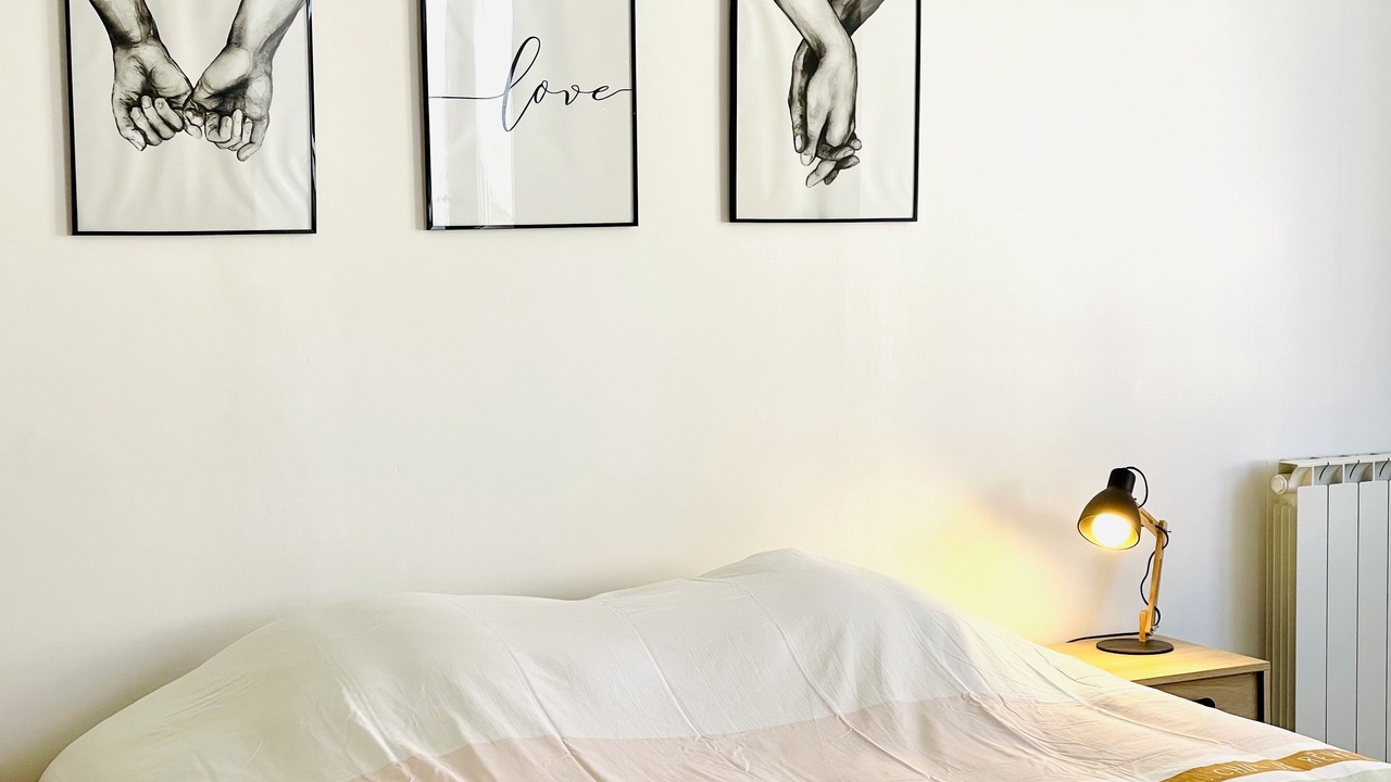 Photo of Bedroom in Lusignan