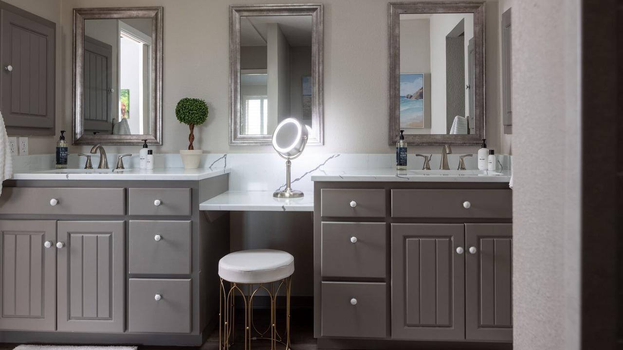 Photo of Bathroom in Canyon Lake