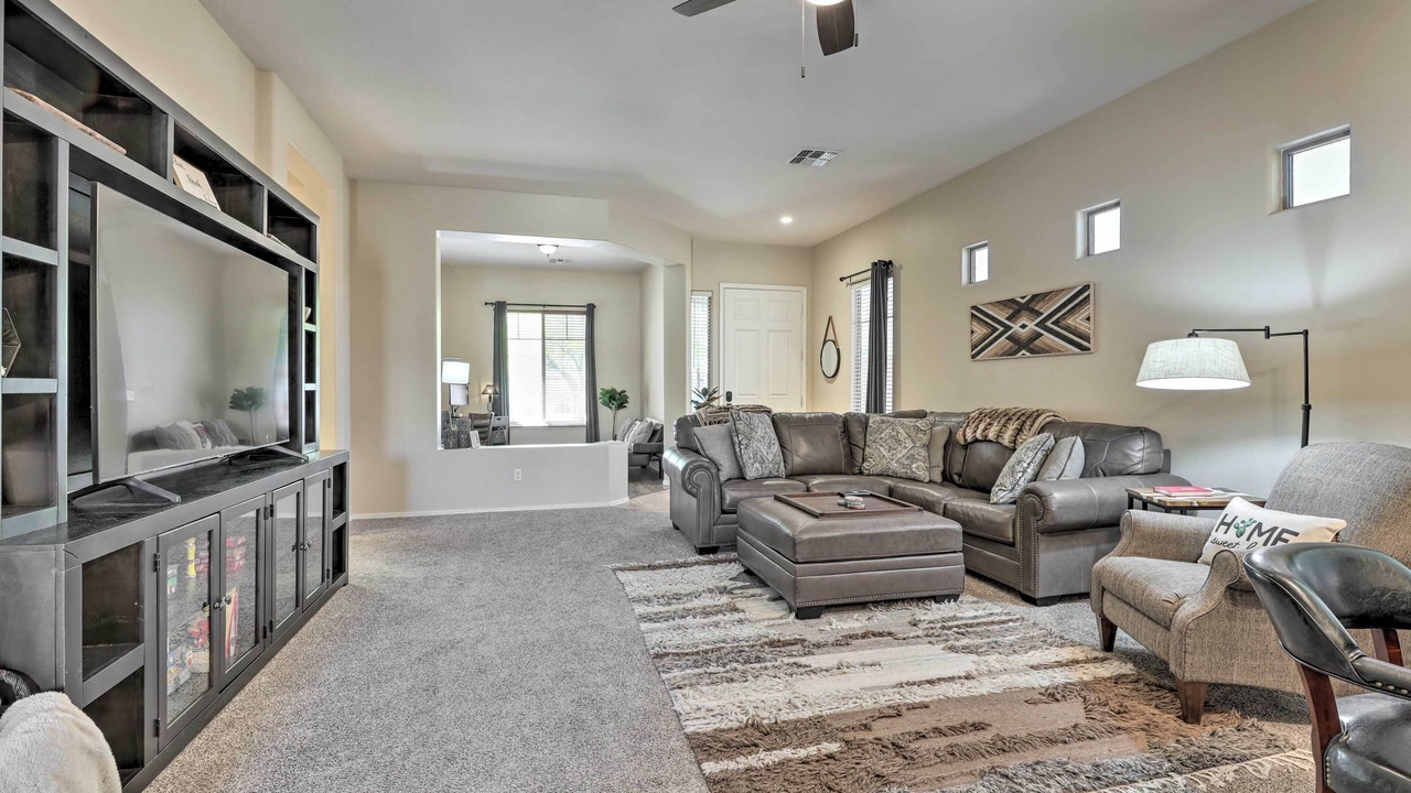 Photo of Livingroom in Estrella Mountain Ranch