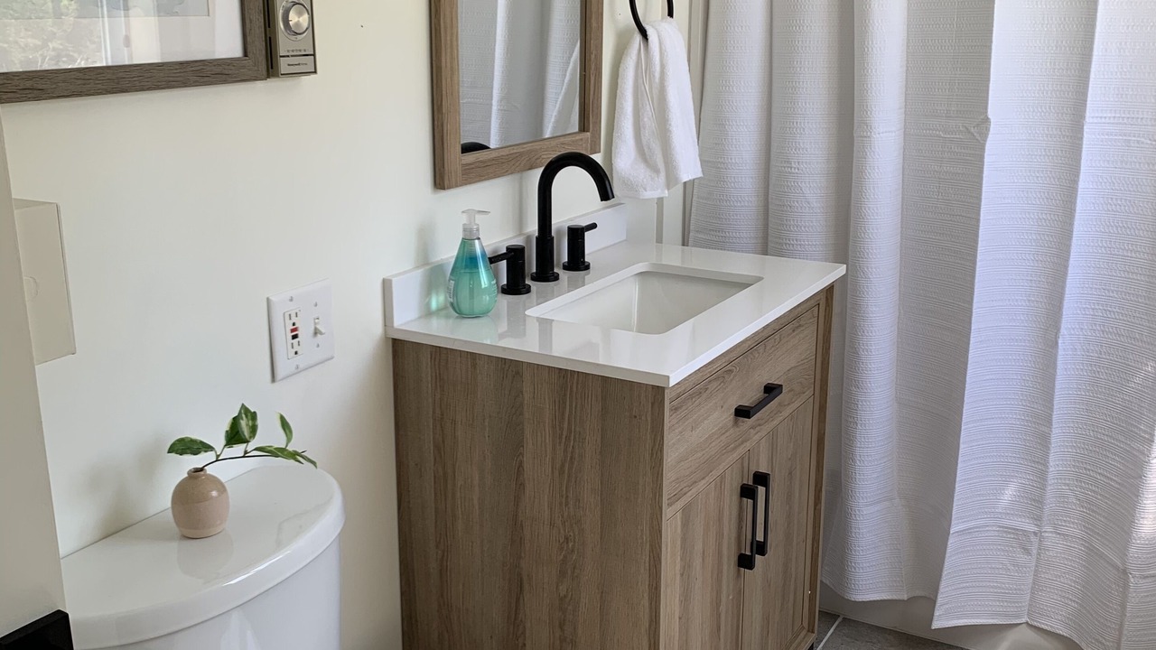 Photo of Bathroom in Shawanese