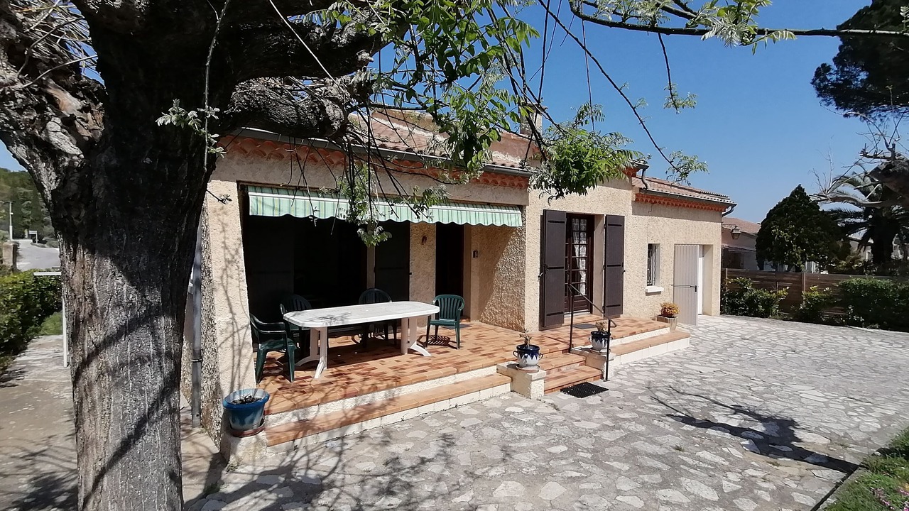 Photo of Outdoor in Pont-Saint-Esprit