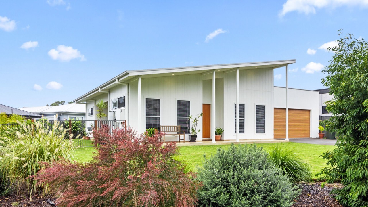 Photo of Others in Dolphin Point