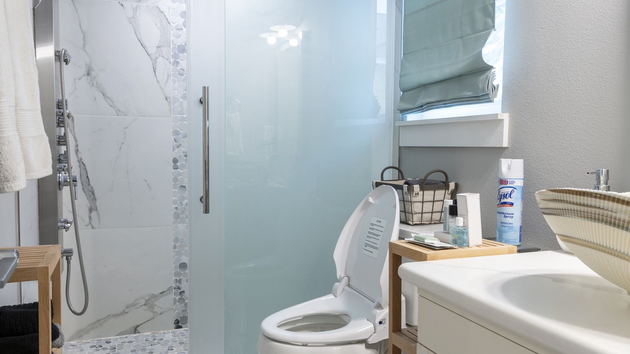 Photo of Bathroom in Long Mott