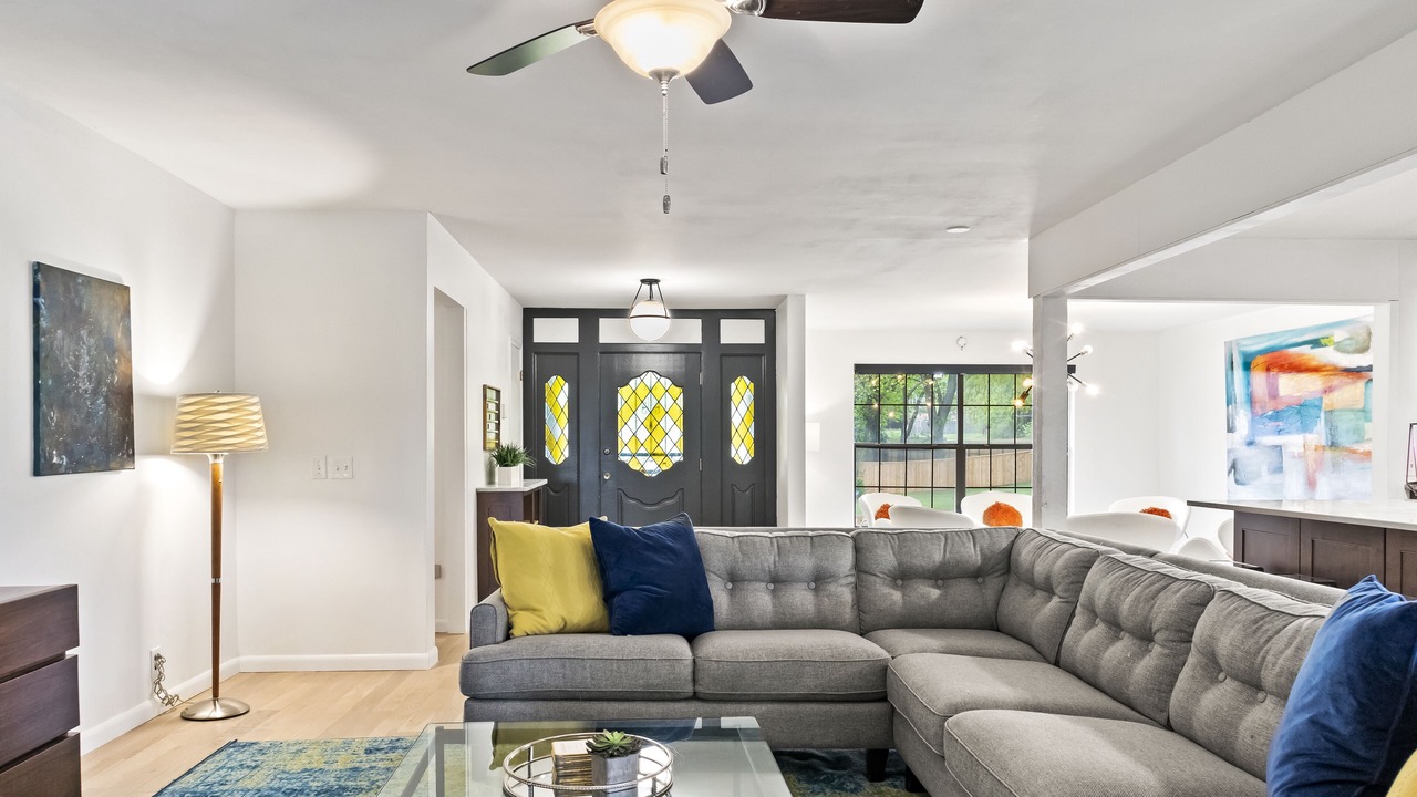 Photo of Livingroom in Tulsa