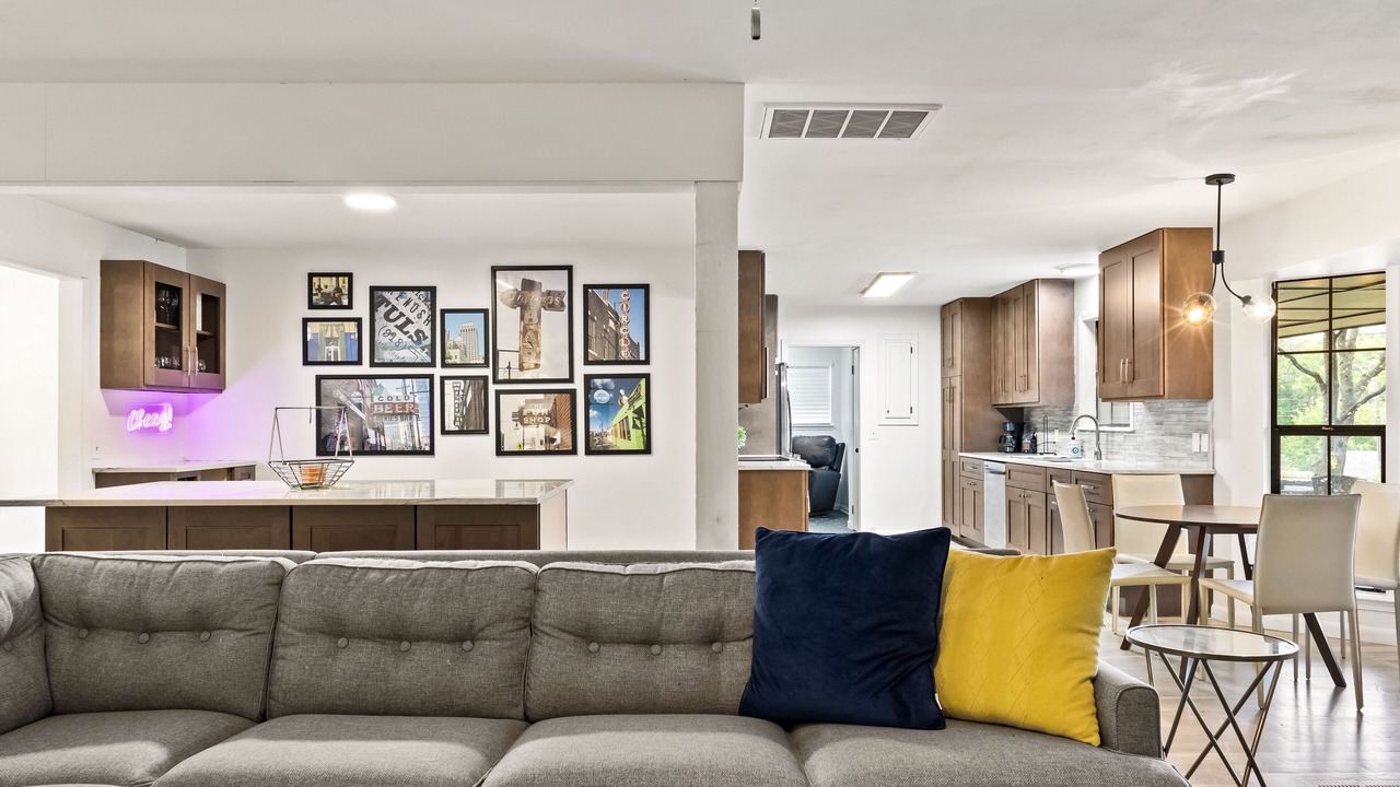 Photo of Livingroom in Tulsa