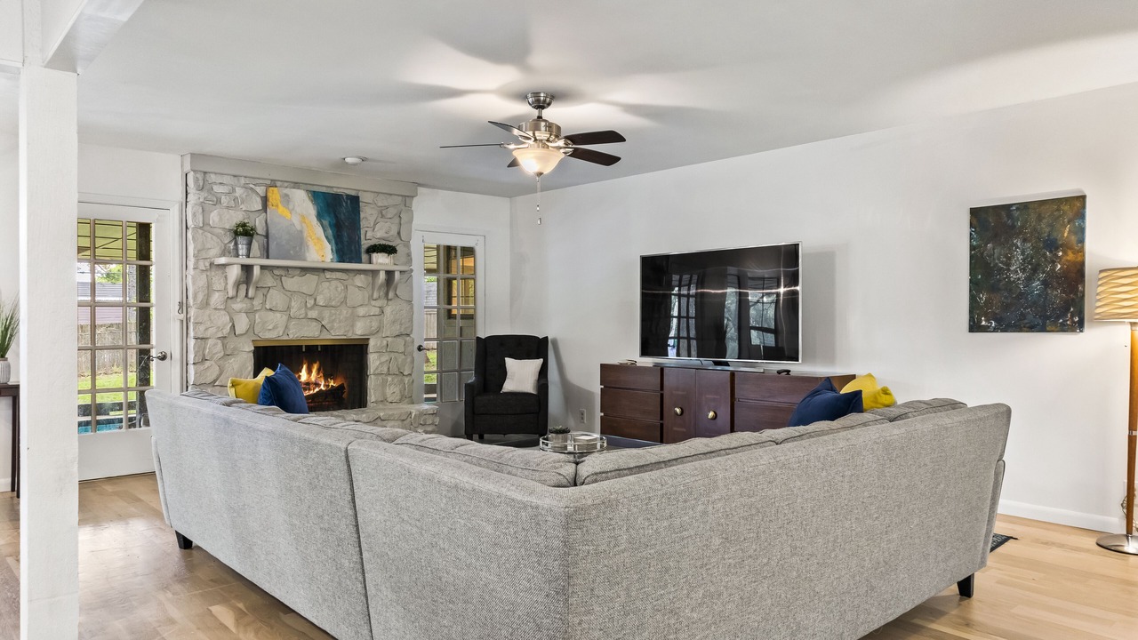 Photo of Livingroom in Tulsa