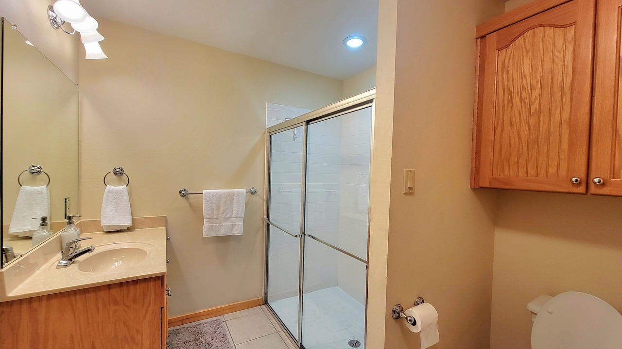 Photo of Bathroom in Yantis
