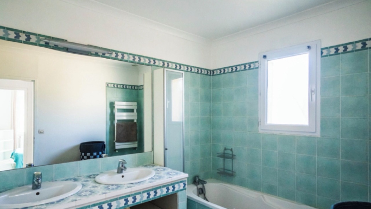 Photo of Bathroom in Poulx