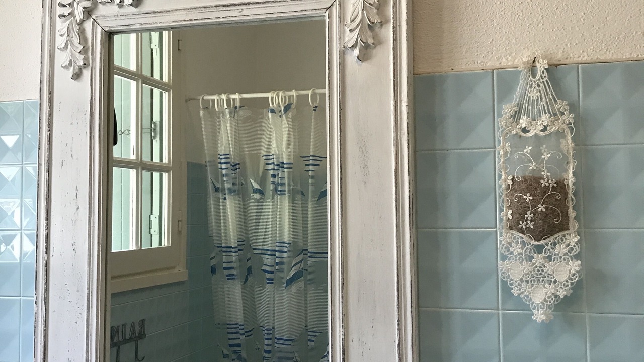 Photo of Bathroom in Camelas