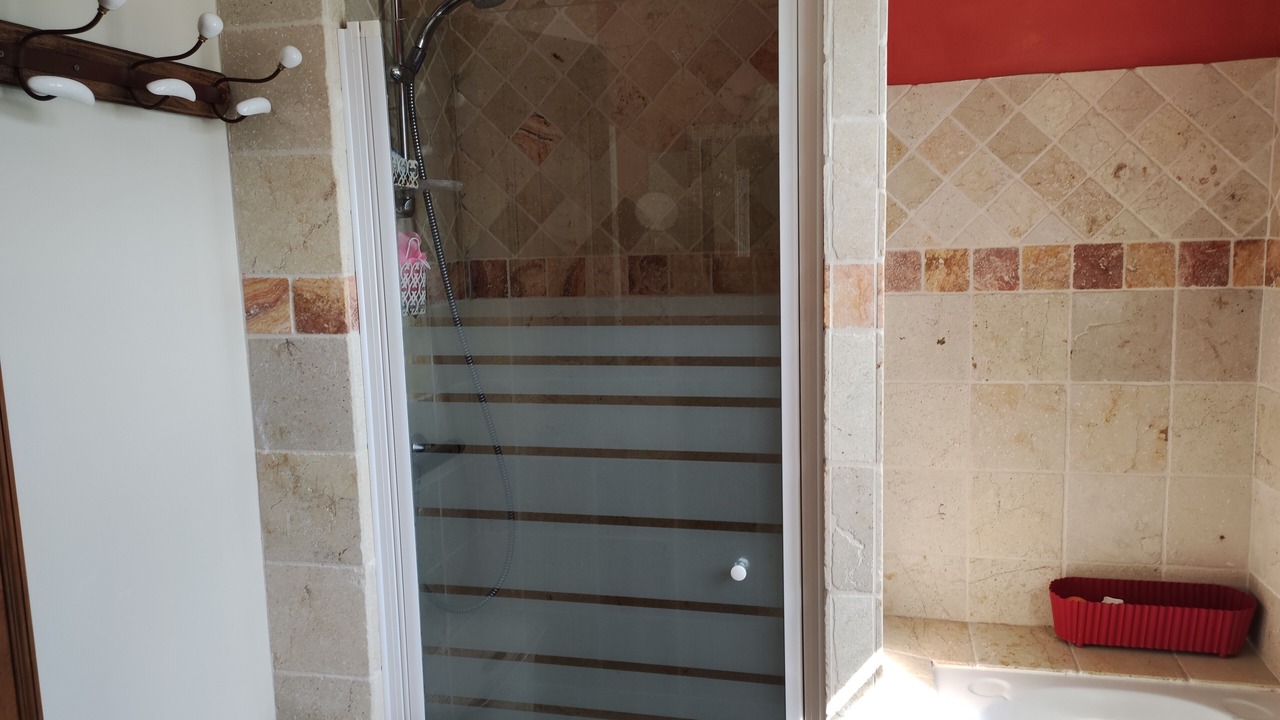 Photo of Bathroom in Sourribes
