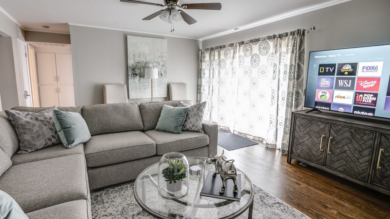 Photo of Livingroom in Tulsa