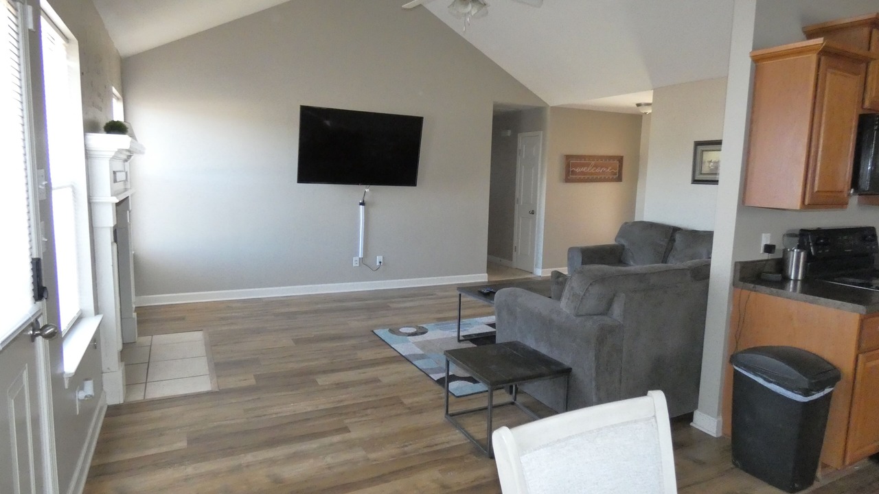 Photo of Livingroom in Jacksonville