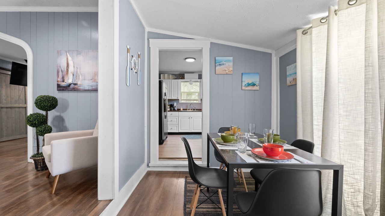 Photo of Bedroom in Del Mar