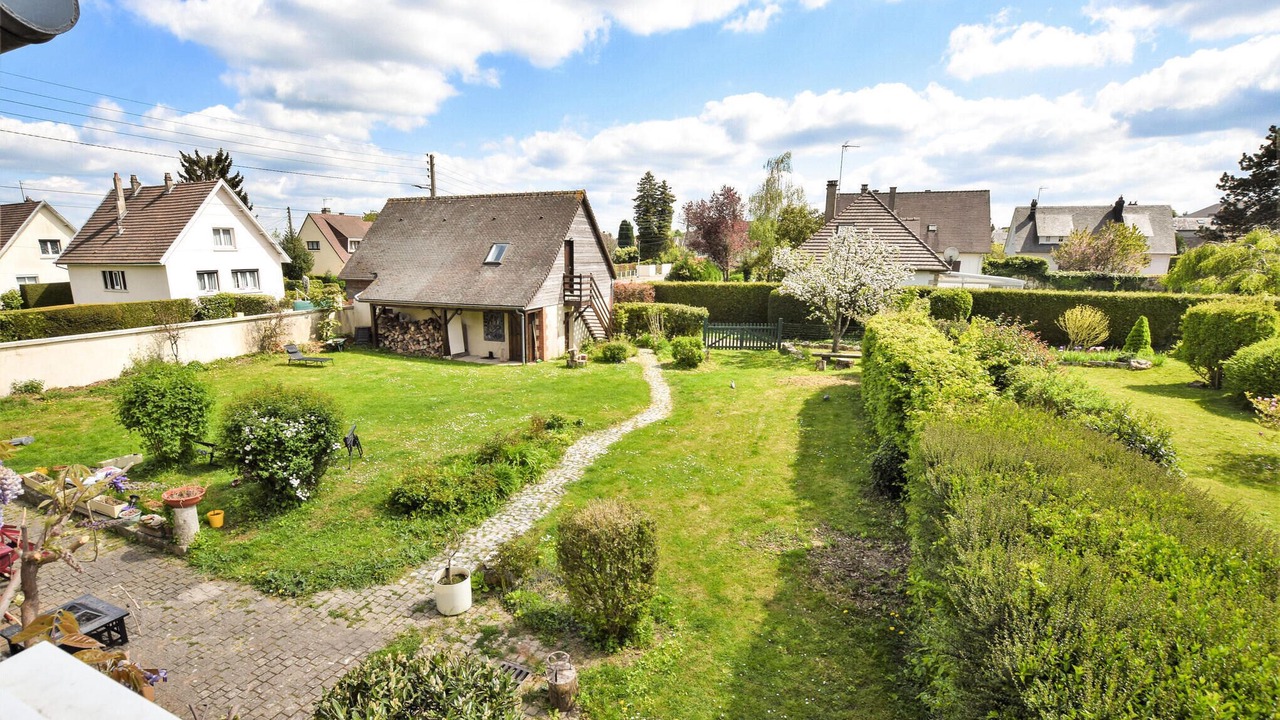 Photo of Outdoor in Le Mesnil-Esnard