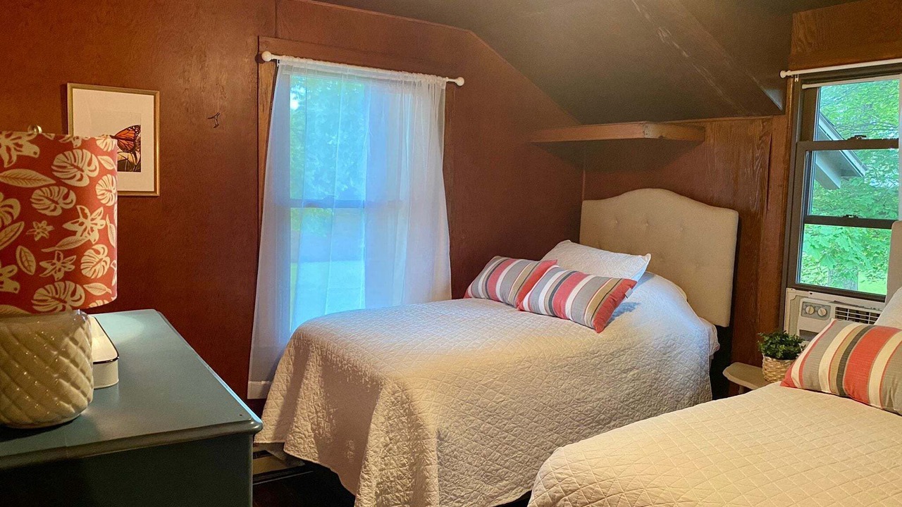 Photo of Bedroom in Town of Owasco